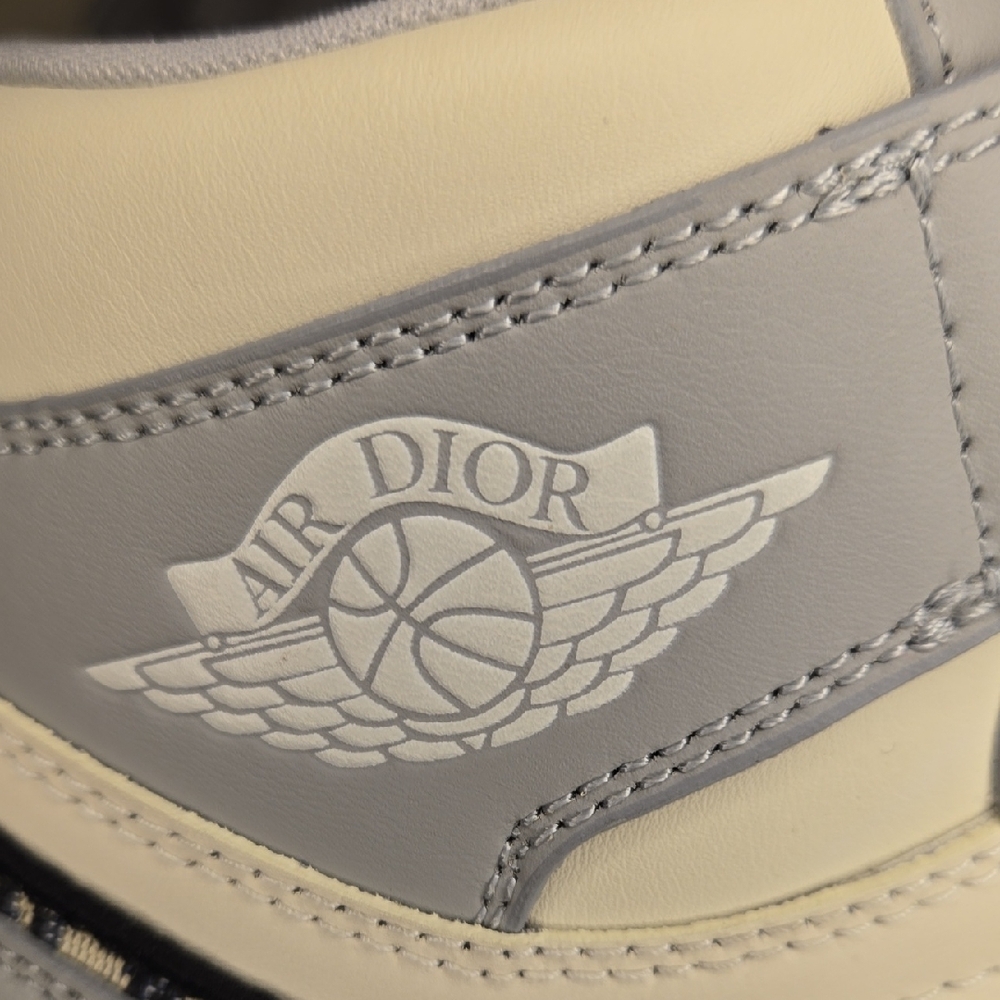 Dior Air Nike Women's Sneakers - Picture 3 of 17